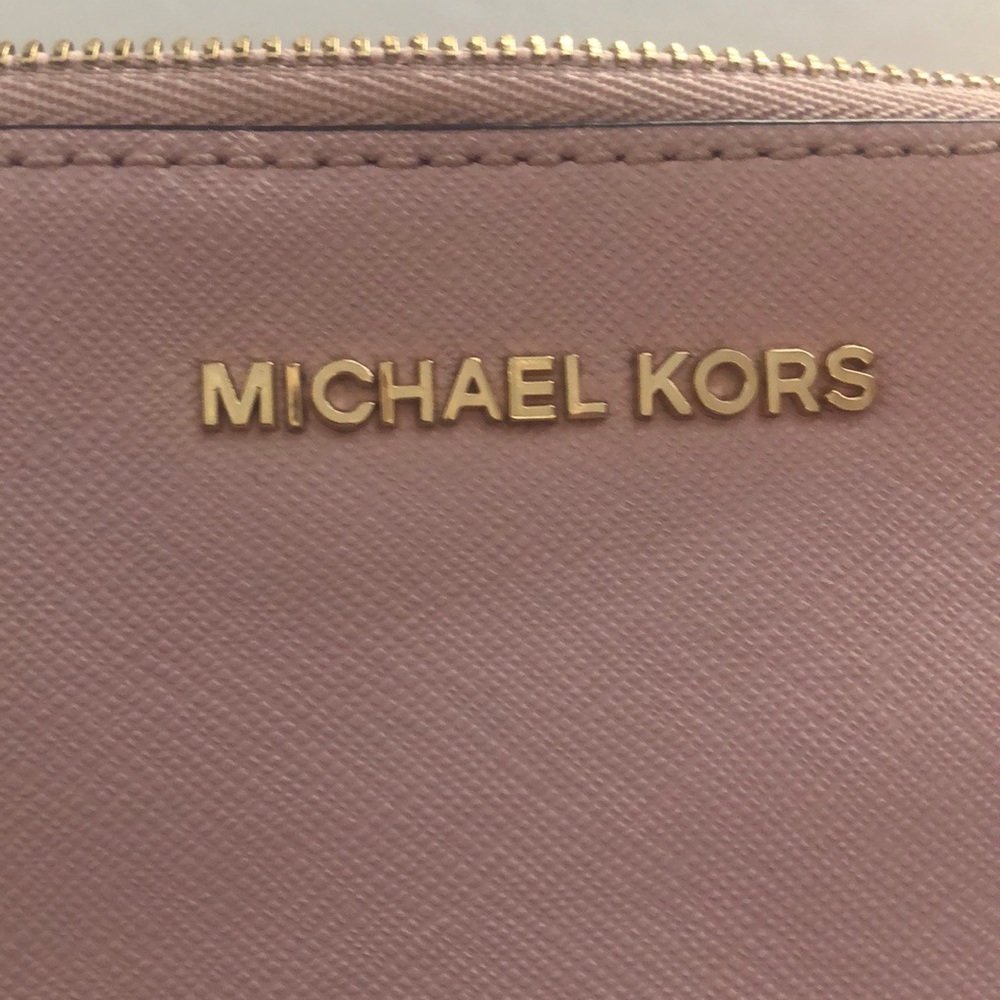 Michael kors clutch/wristlet